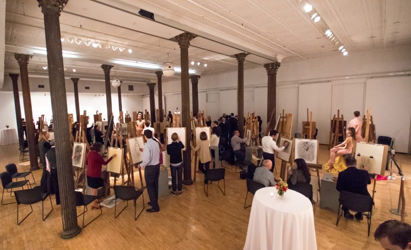people drawing from the live model