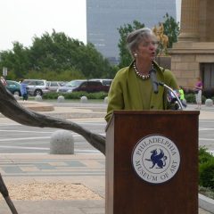 Official press release: The Philadelphia Museum of Art Mourns the Death of Director and CEO Anne d'Harnoncourt 5 Anne d'Harnoncourt, speaking at the installation of the Louise Bourgeoise spider sculpture at the PMA last year.