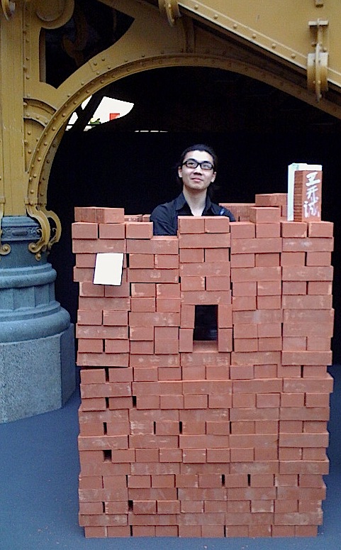 Free Wang Kai Cheng for 10 euros a brick. His performance was communism as capitalist enterprise.