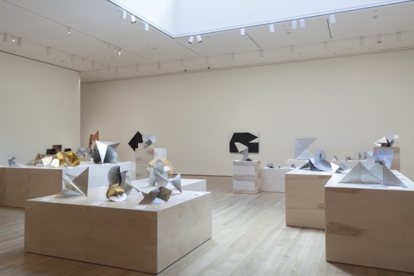 Installation view of Lygia Clark: The Abandonment of Art, 1948-1988 at The Museum of Modern Art, New York (May 10–August 24, 2014). Photo Credit: Thomas Griesel. © 2014 The Museum of Modern Art.