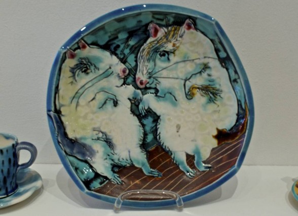 Drawing of rats on ceramic