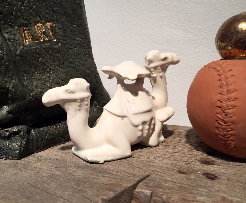 Matthew Courtney, Push Me Pull You Tchotchke, Clay and glaze, 3” x 3” x 5," 2016, Image courtesy of the artist