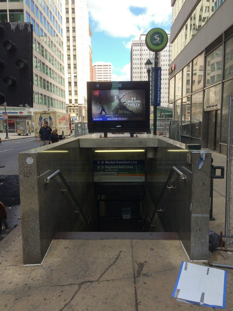 Pilot screen installed at 15th and Market.
