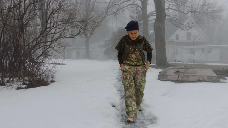 Painter Larry Poons walking to his studio in The Price of Everything, directed by Nathaniel Kahn. Courtesy of HBO Documentary Films.