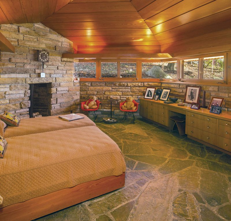 Underground bedrooms at Kentuck Knob. Image courtesy of Pittsburgh Quarterly, https://pittsburghquarterly.com/pq-lifestyle/pq-homes/item/1028-kentuck-knob-the-other-frank-lloyd-wright.html