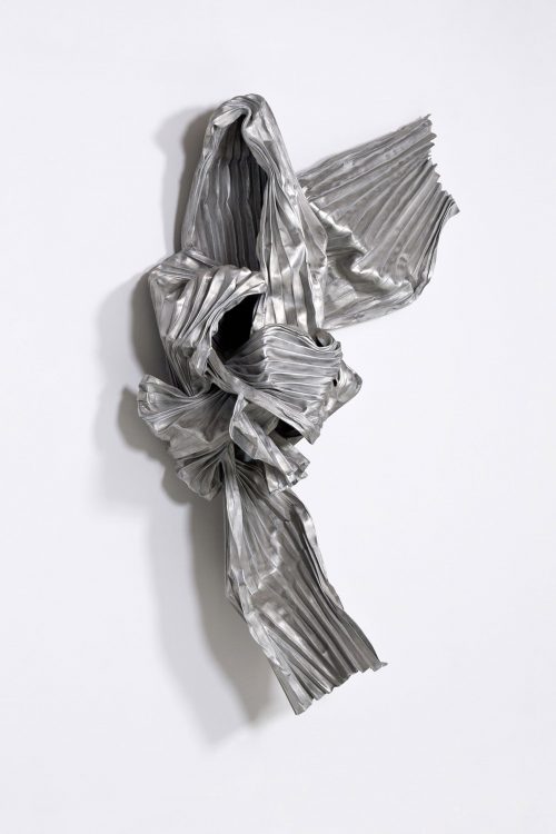Lynda Benglis, Megisti II (1984), bronze mesh and aluminum, courtesy Locks Gallery