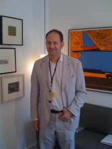 Outsider Insider Andrew Edlin, brought the OAF to Paris and showed works by James Castle, Henry Darger and others.