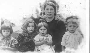 Jake with his mom and 3 sisters in Luboml.