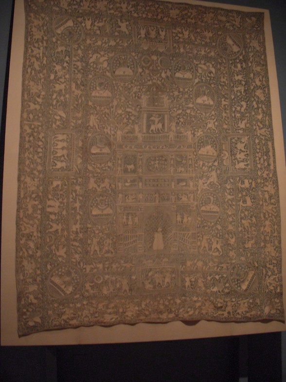 Hanging with Triumphal Arch, India (Bengal) for the Portuguese market, 17th C. Silk satin embroidered with silk.