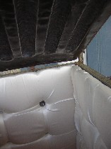 dufaladumpstercoffininteriordet