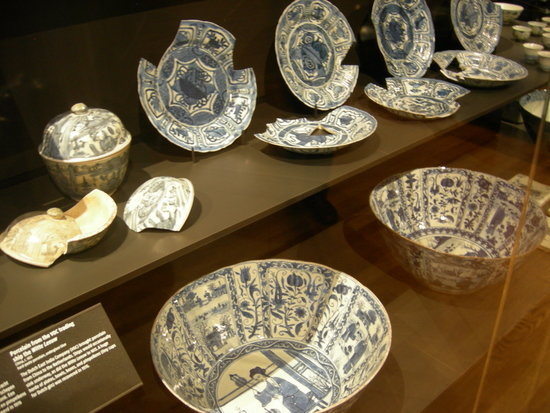 gallery view with broken ceramics